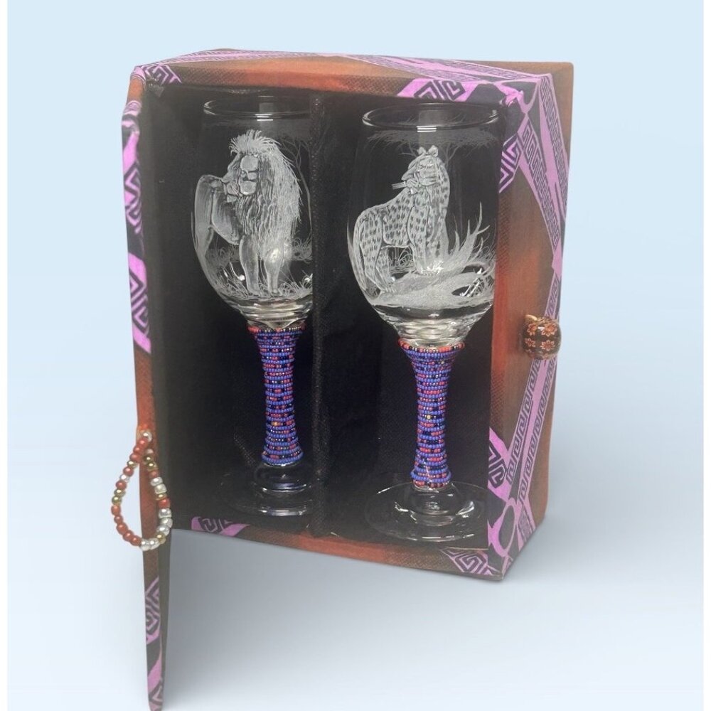 Pair Hand Etched African Wildlife Wine Glasses Beaded Safari Decorative Box Set